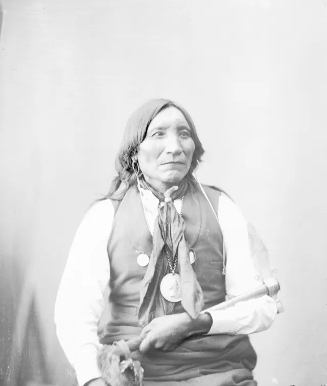 Des portraits de chefs indiens et autres par Alexander Gardner dans les années 1860 Des portraits de chefs indiens et autres par Alexander Gardner dans les annees 1860 8 Des-portraits-de-chefs-indiens-et-autres-par-Alexander-Gardner-dans-les-annees-1860-8