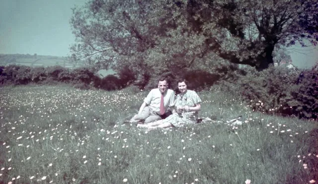 Douceur du Royaume-Uni en 1939 en quelques photos en Agfacolor Douceur du Royaume Uni en 1939 en quelques photos en Agfacolor angleterre pays de galles 1 Douceur-du-Royaume-Uni-en-1939-en-quelques-photos-en-Agfacolor-angleterre-pays-de-galles