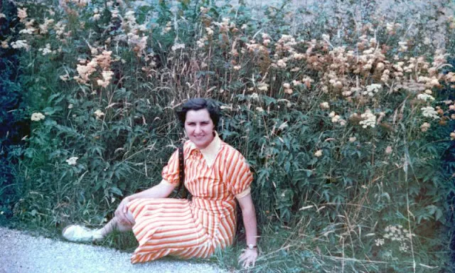 Douceur du Royaume-Uni en 1939 en quelques photos en Agfacolor Douceur du Royaume Uni en 1939 en quelques photos en Agfacolor angleterre pays de galles 14 Douceur-du-Royaume-Uni-en-1939-en-quelques-photos-en-Agfacolor-angleterre-pays-de-galles