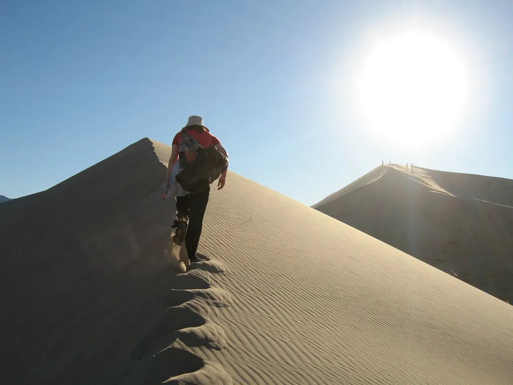 Kelso Dunes : les dunes de sable musicales de Californie Kelso Dunes les dunes de sable musicales de Californie desert mojave 2 Kelso-Dunes-les-dunes-de-sable-musicales-de-Californie-desert-mojave-2
