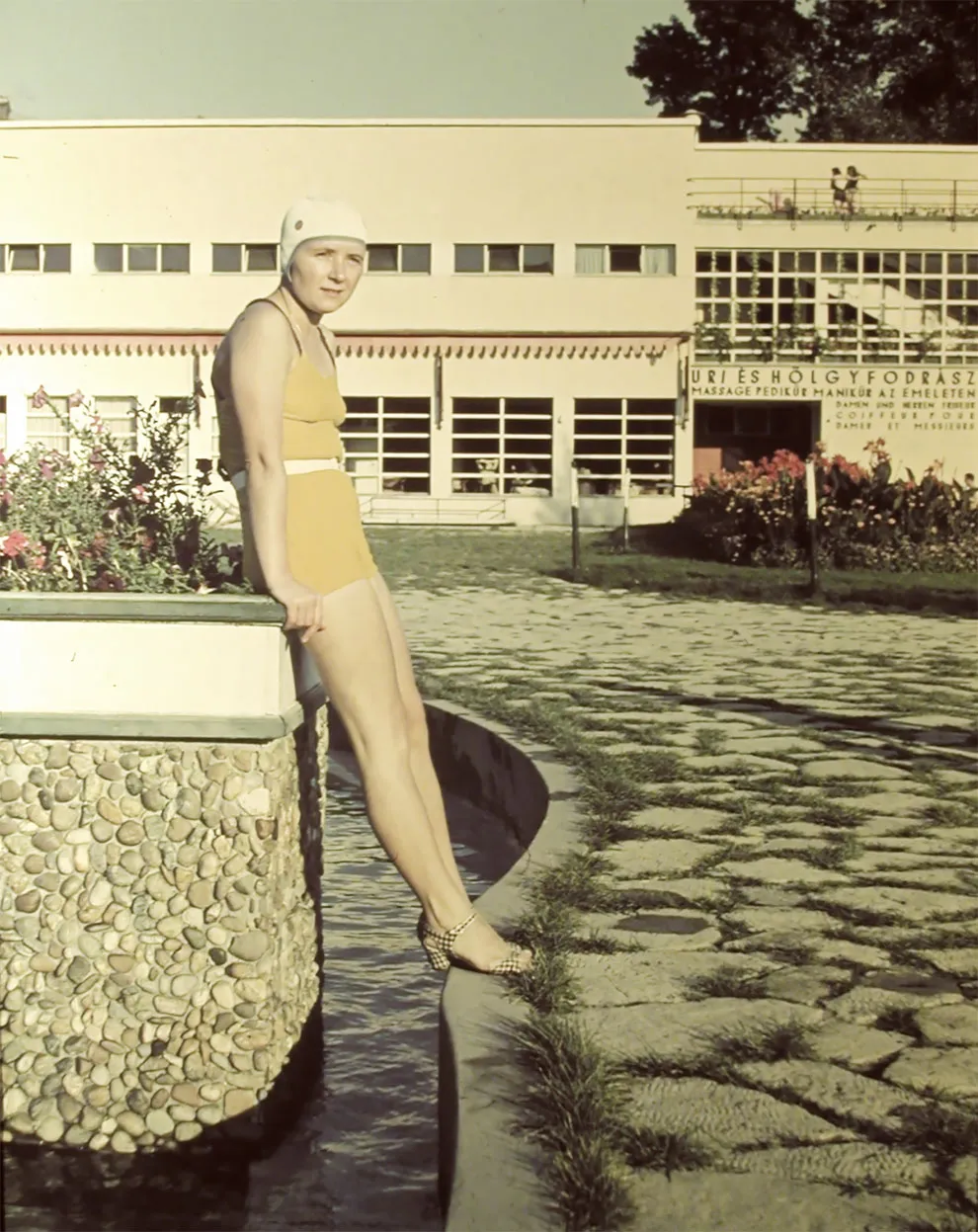 L'été à Budapest en 1939 en agfacolor L ete a Budapest en 1939 en agfacolor hongrie seconde guerre mondiale 5 L-ete-a-Budapest-en-1939-en-agfacolor-hongrie-seconde-guerre-mondiale