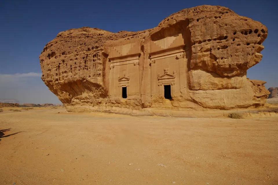 Les tombeaux monumentaux de Madain Saleh, la seconde Petra Les tombeaux monumentaux de Madain Saleh la seconde Petra arabie saoudite 11 Les-tombeaux-monumentaux-de-Madain-Saleh-la-seconde-Petra-arabie-saoudite-11