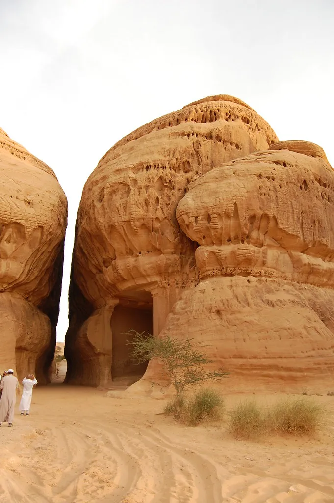 Les tombeaux monumentaux de Madain Saleh, la seconde Petra Les tombeaux monumentaux de Madain Saleh la seconde Petra arabie saoudite 4 Les-tombeaux-monumentaux-de-Madain-Saleh-la-seconde-Petra-arabie-saoudite-4