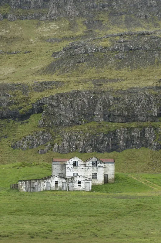 30 maisons abandonnées d'Islande 30 maisons abandonnees d Islande 2 30-maisons-abandonnees-d-Islande-2