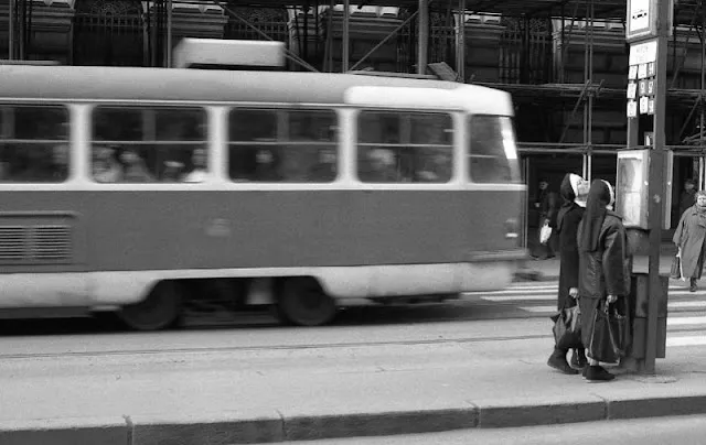 33 clichés noir et blanc de Prague dans les années 1990 33 cliches noir et blanc de Prague dans les annees 1990 republique tcheque 13 33-cliches-noir-et-blanc-de-Prague-dans-les-annees-1990-republique-tcheque