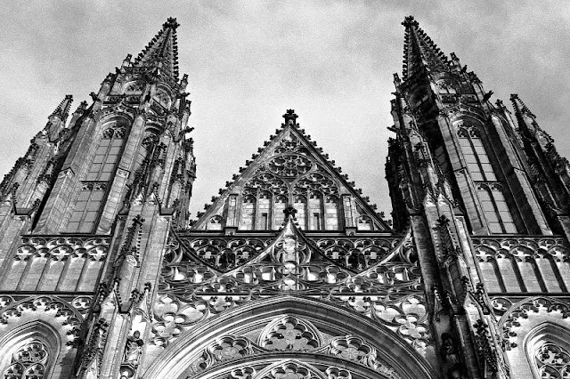 33 clichés noir et blanc de Prague dans les années 1990 33 cliches noir et blanc de Prague dans les annees 1990 republique tcheque 15 33-cliches-noir-et-blanc-de-Prague-dans-les-annees-1990-republique-tcheque