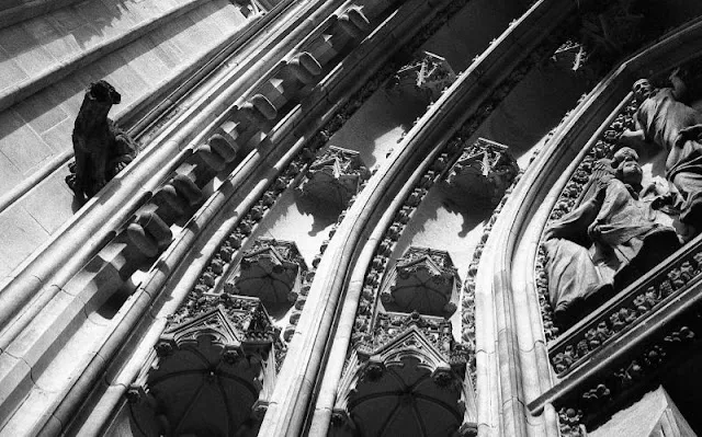 33 clichés noir et blanc de Prague dans les années 1990 33 cliches noir et blanc de Prague dans les annees 1990 republique tcheque 18 33-cliches-noir-et-blanc-de-Prague-dans-les-annees-1990-republique-tcheque