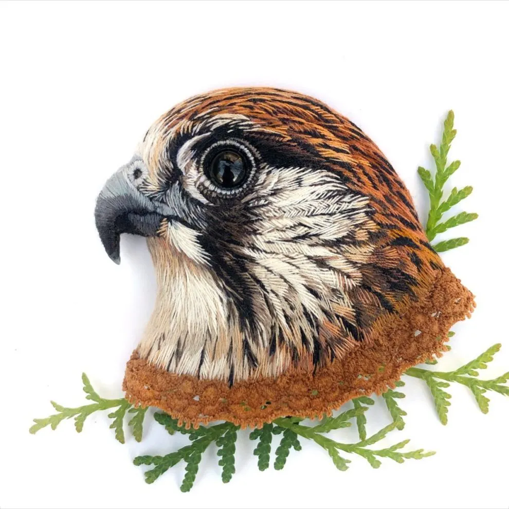 De magnifiques broches d'oiseaux en broderie De magnifiques broches d oiseaux en broderie 18 De-magnifiques-broches-d-oiseaux-en-broderie