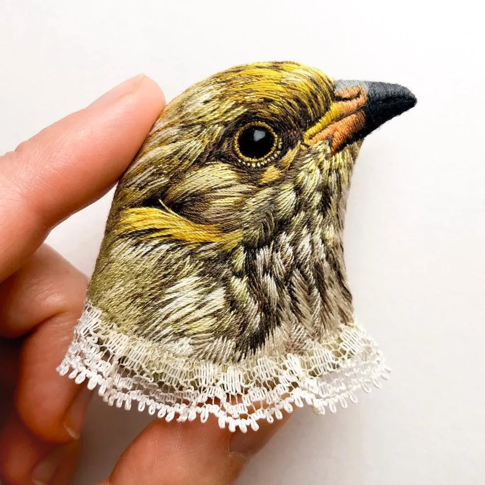 De magnifiques broches d'oiseaux en broderie De magnifiques broches d oiseaux en broderie 3 De-magnifiques-broches-d-oiseaux-en-broderie