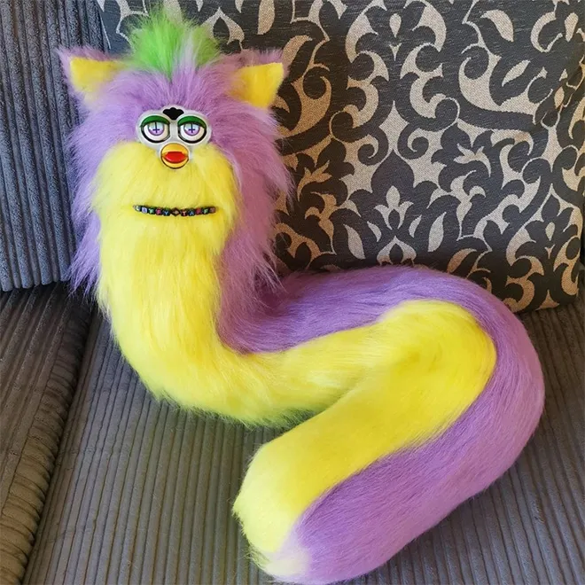 De très longs Furby - des Furby mille-pattes De tres longs Furby rallonge mille patte 9 De-tres-longs-Furby-rallonge-mille-patte