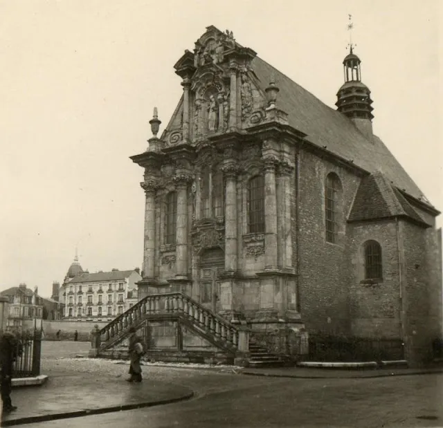 La France des années 1940 sous l'objectif d'un soldat allemand La France des annees 1940 sous l objectif d un soldat allemand 12 chapelle sainte marie nevers La-France-des-annees-1940-sous-l-objectif-d-un-soldat-allemand-12-chapelle-sainte-marie-nevers