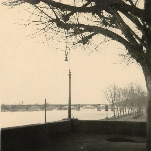 La France des années 1940 sous l'objectif d'un soldat allemand La France des annees 1940 sous l objectif d un soldat allemand 18 pont ferroviaire de nevers La-France-des-annees-1940-sous-l-objectif-d-un-soldat-allemand-18-pont-ferroviaire-de-nevers