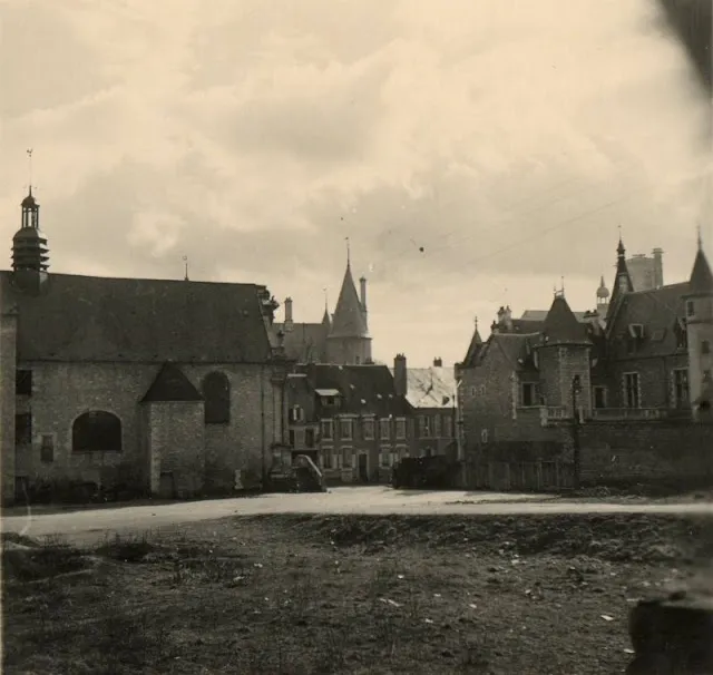 La France des années 1940 sous l'objectif d'un soldat allemand La France des annees 1940 sous l objectif d un soldat allemand 6 chapelle sainte marie nevers La-France-des-annees-1940-sous-l-objectif-d-un-soldat-allemand-6-chapelle-sainte-marie-nevers
