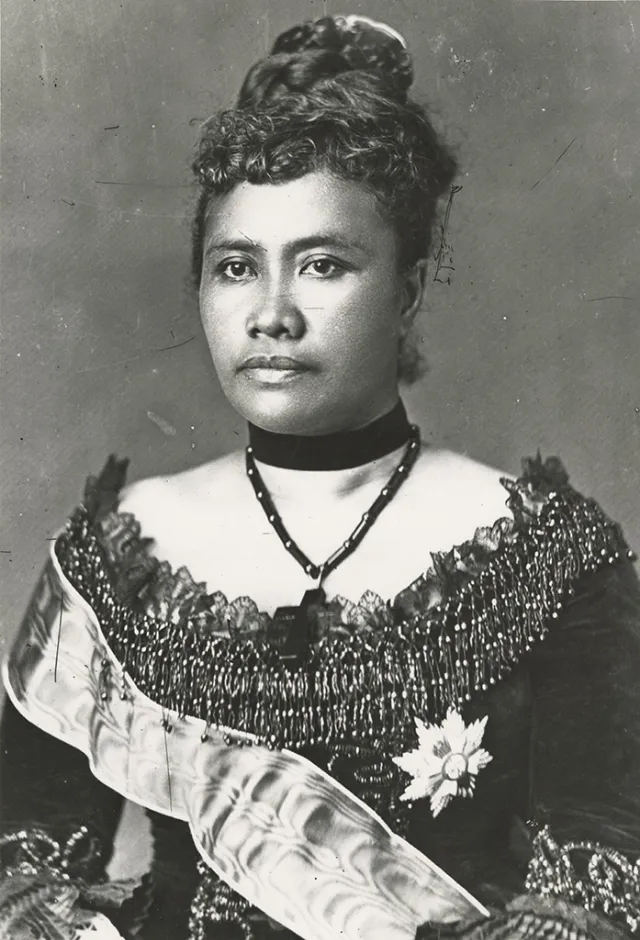 Portraits de Liliʻuokalani, la dernière reine de Hawaï Portraits de Lili uokalani la derniere reine de Hawai 2 Portraits-de-Liliʻuokalani-la-derniere-reine-de-Hawai