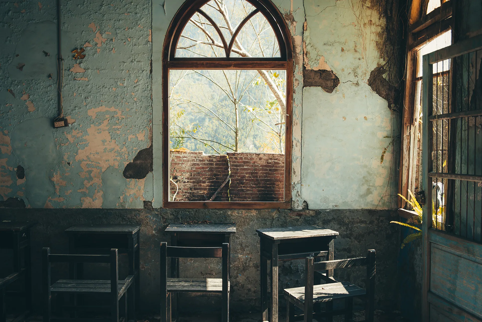 Urbex: exploration d'une église abandonnée à Taïwan urbex exploration d une eglise abandonnee a Taiwan 5 urbex-exploration-d-une-eglise-abandonnee-a-Taiwan