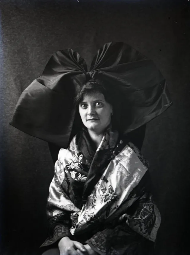 20 portraits de femmes alsaciennes en costume traditionnel alsacien 20 portraits de femmes alsaciennes en costume traditionnel alsacien alsace 7 20-portraits-de-femmes-alsaciennes-en-costume-traditionnel-alsacien-alsace-7
