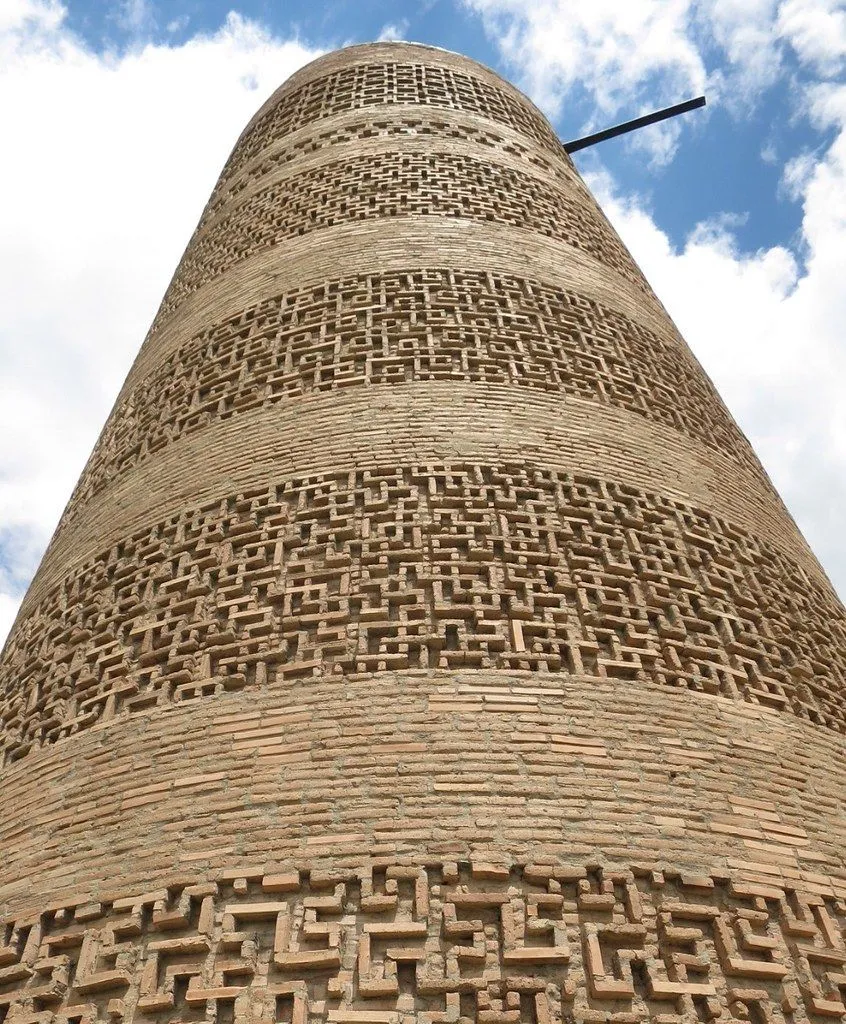 La tour Burana du Kirghizistan La tour Burana du Kirghizistan 3 La-tour-Burana-du-Kirghizistan-3