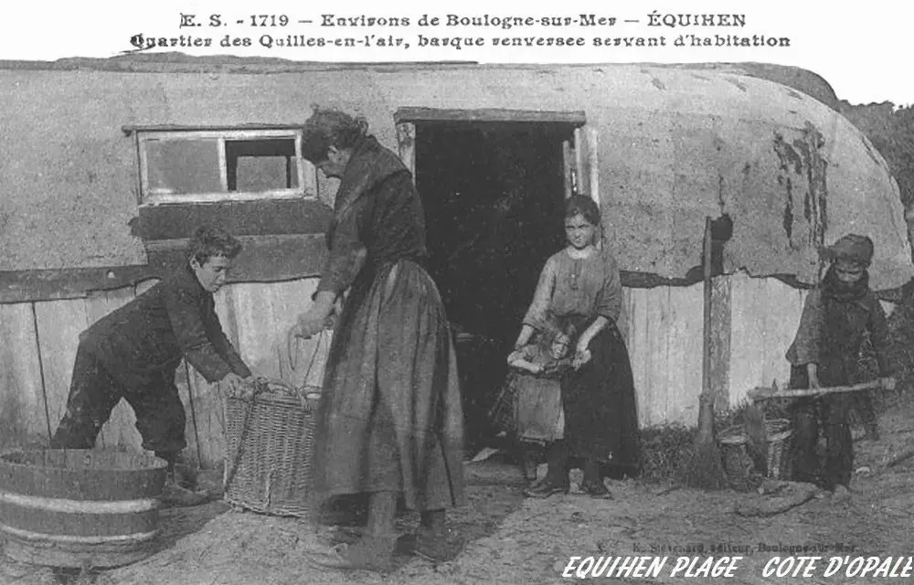 Les quilles en l’air, les maisons en barques renversées d' Equihen Les quilles en l air les maisons en barques renversees d Equihen france 6 Les-quilles-en-l-air-les-maisons-en-barques-renversees-d-Equihen-france