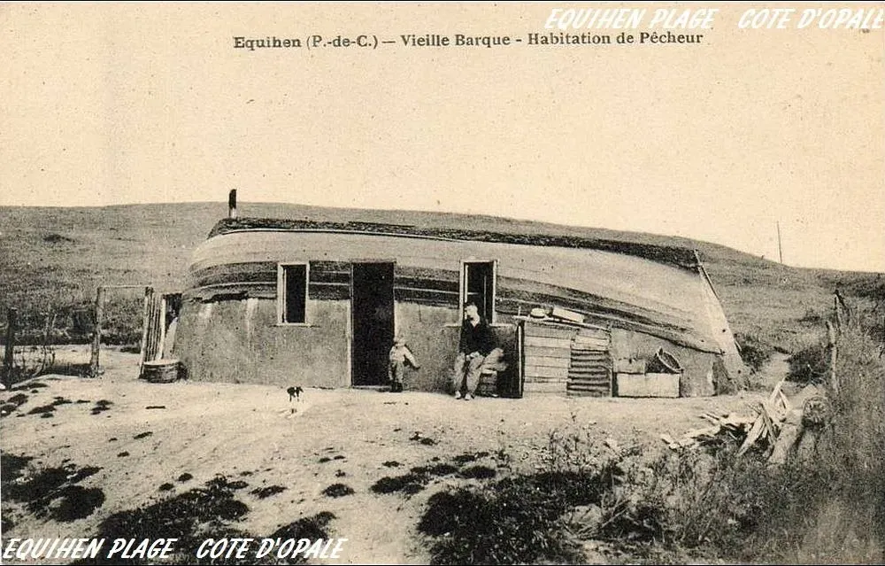 Les quilles en l’air, les maisons en barques renversées d' Equihen Les quilles en l air les maisons en barques renversees d Equihen france 7 Les-quilles-en-l-air-les-maisons-en-barques-renversees-d-Equihen-france