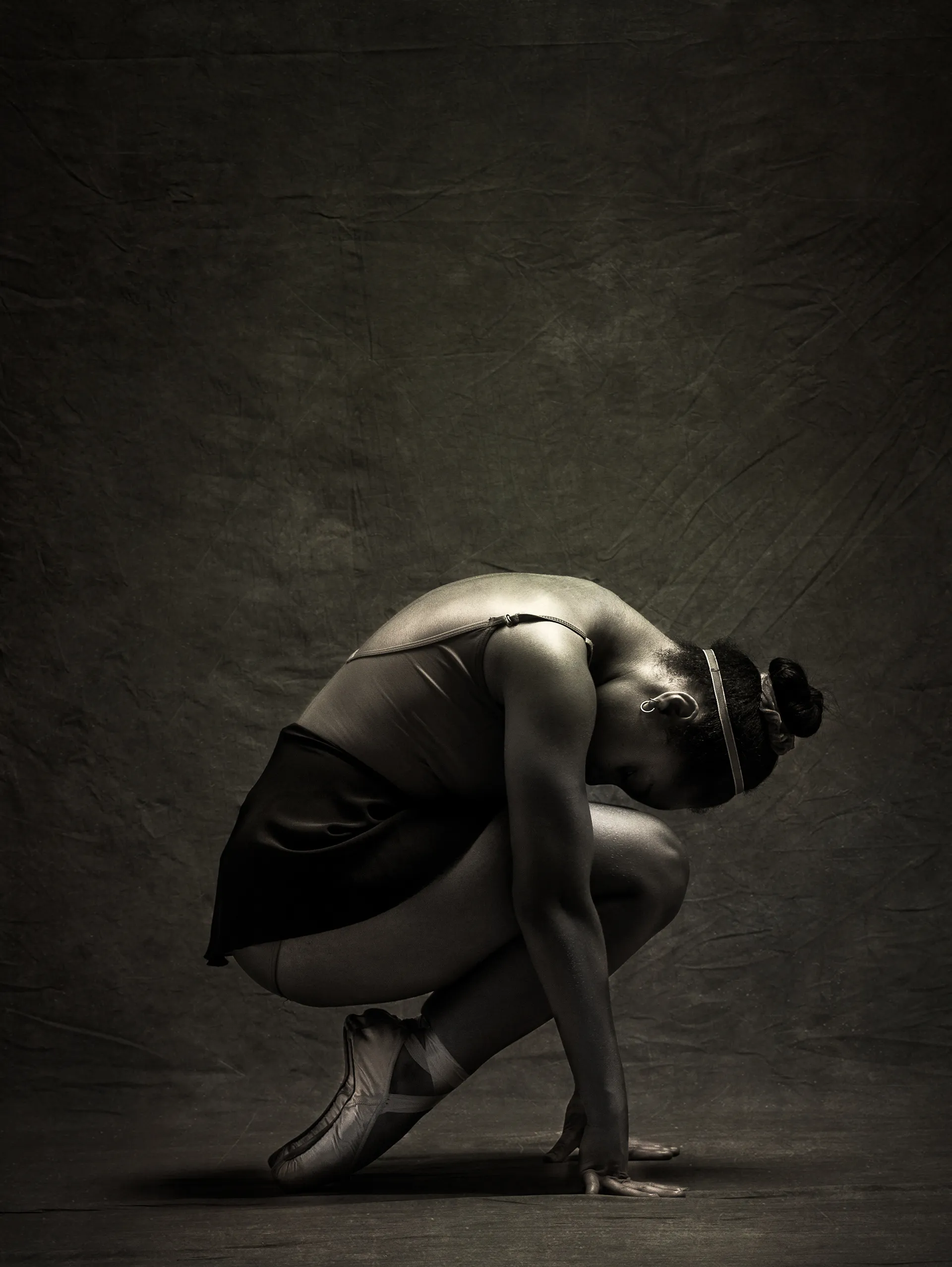 Studio Dance - des danseurs et danseuses de ballet par Thomas Mohr Studio Dance des danseurs et danseuses de ballet par Thomas Mohr 17 Studio-Dance-des-danseurs-et-danseuses-de-ballet-par-Thomas-Mohr-17