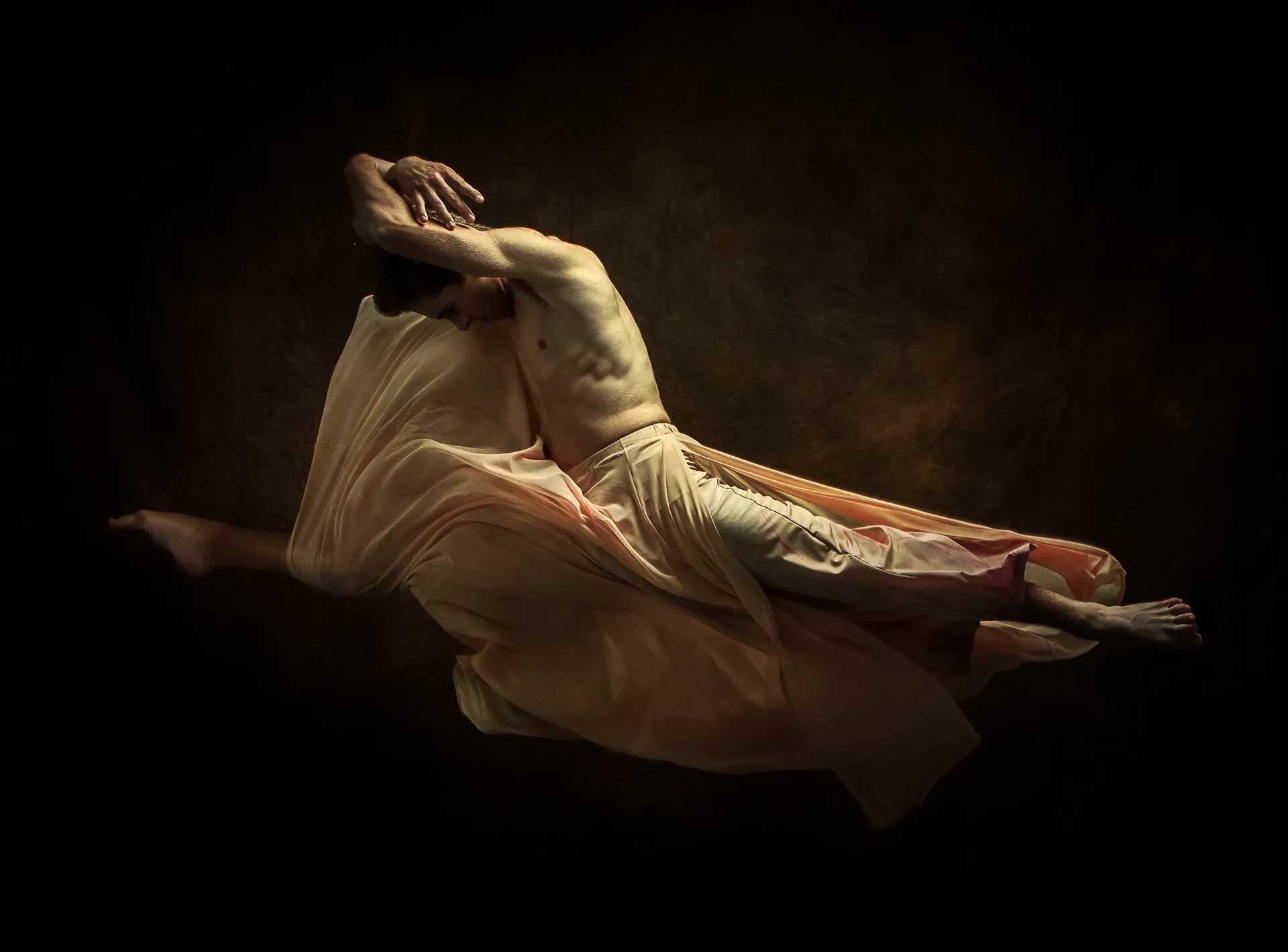 Studio Dance - des danseurs et danseuses de ballet par Thomas Mohr Studio Dance des danseurs et danseuses de ballet par Thomas Mohr 6 Studio-Dance-des-danseurs-et-danseuses-de-ballet-par-Thomas-Mohr-6