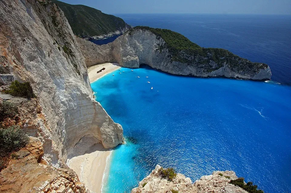 La magnifique plage de Navagio et son épave la magnifique plage de navagio et son epave 4 la-magnifique-plage-de-navagio-et-son-epave-4