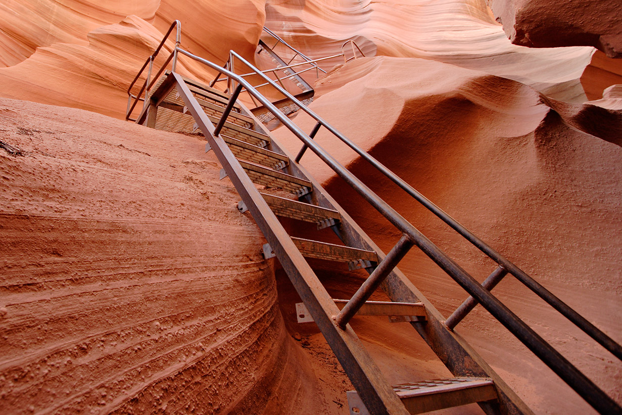 Escaliers permettant de sortir de Lower Antelope Canyon Escaliers permettant de sortir de Lower Antelope Canyon