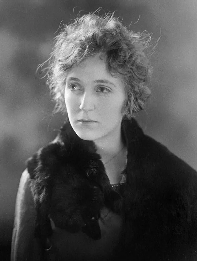 40 portraits de jeunes femmes du comté de Cochise au début du 20ème siècle 40 portraits de jeunes femmes du comte de Cochise au debut du 20eme siecle 11 40 portraits de jeunes femmes du comté de Cochise au début du 20ème siècle 11