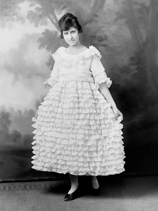 40 portraits de jeunes femmes du comté de Cochise au début du 20ème siècle 40 portraits de jeunes femmes du comte de Cochise au debut du 20eme siecle 12 40 portraits de jeunes femmes du comté de Cochise au début du 20ème siècle 12