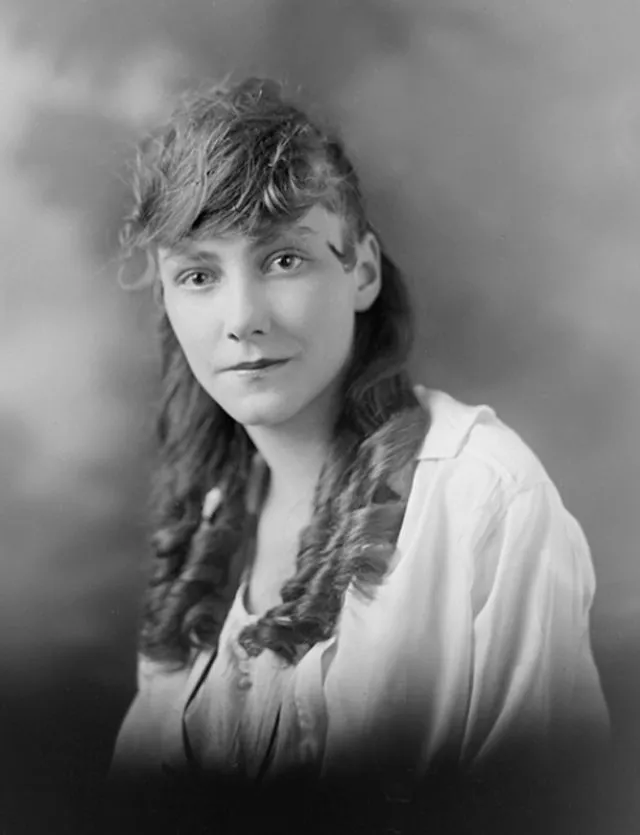 40 portraits de jeunes femmes du comté de Cochise au début du 20ème siècle 40 portraits de jeunes femmes du comte de Cochise au debut du 20eme siecle 16 40 portraits de jeunes femmes du comté de Cochise au début du 20ème siècle 16