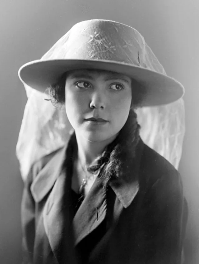 40 portraits de jeunes femmes du comté de Cochise au début du 20ème siècle 40 portraits de jeunes femmes du comte de Cochise au debut du 20eme siecle 17 40 portraits de jeunes femmes du comté de Cochise au début du 20ème siècle 17