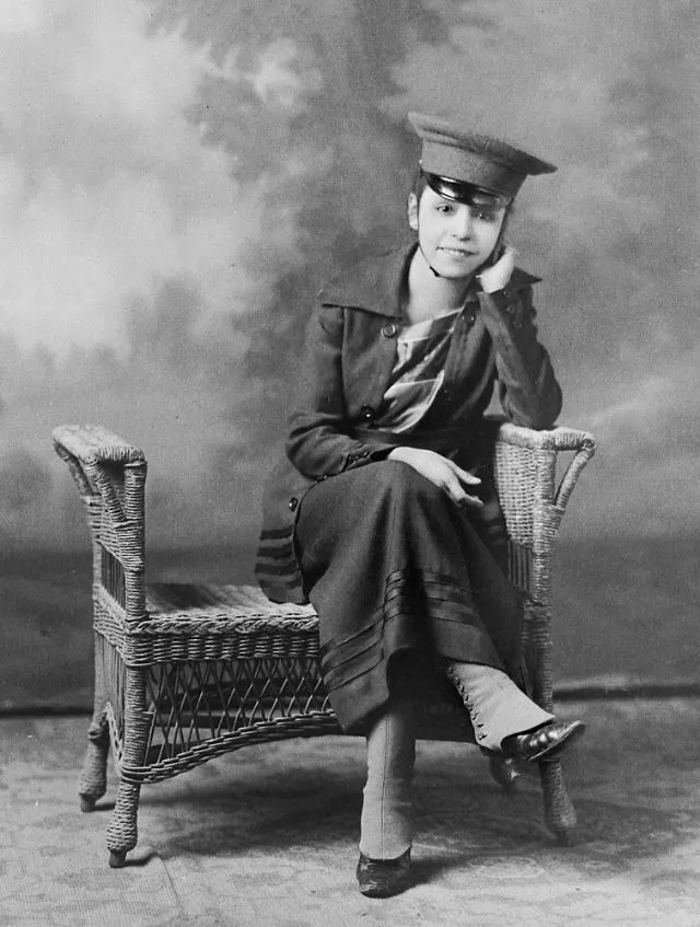 40 portraits de jeunes femmes du comté de Cochise au début du 20ème siècle 40 portraits de jeunes femmes du comte de Cochise au debut du 20eme siecle 29 40 portraits de jeunes femmes du comté de Cochise au début du 20ème siècle 29