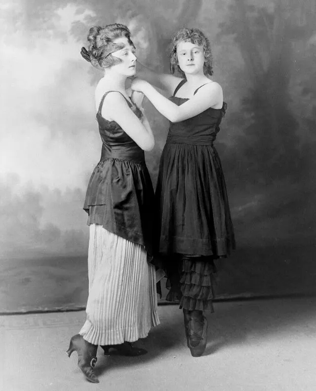 40 portraits de jeunes femmes du comté de Cochise au début du 20ème siècle 40 portraits de jeunes femmes du comte de Cochise au debut du 20eme siecle 38 40 portraits de jeunes femmes du comté de Cochise au début du 20ème siècle 38