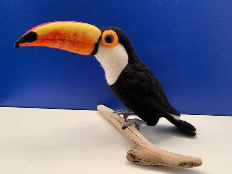 De petits animaux en laine par Teri Gullon De petits animaux en laine par Teri Gullon 8 toucan De-petits-animaux-en-laine-par-Teri-Gullon-8-toucan