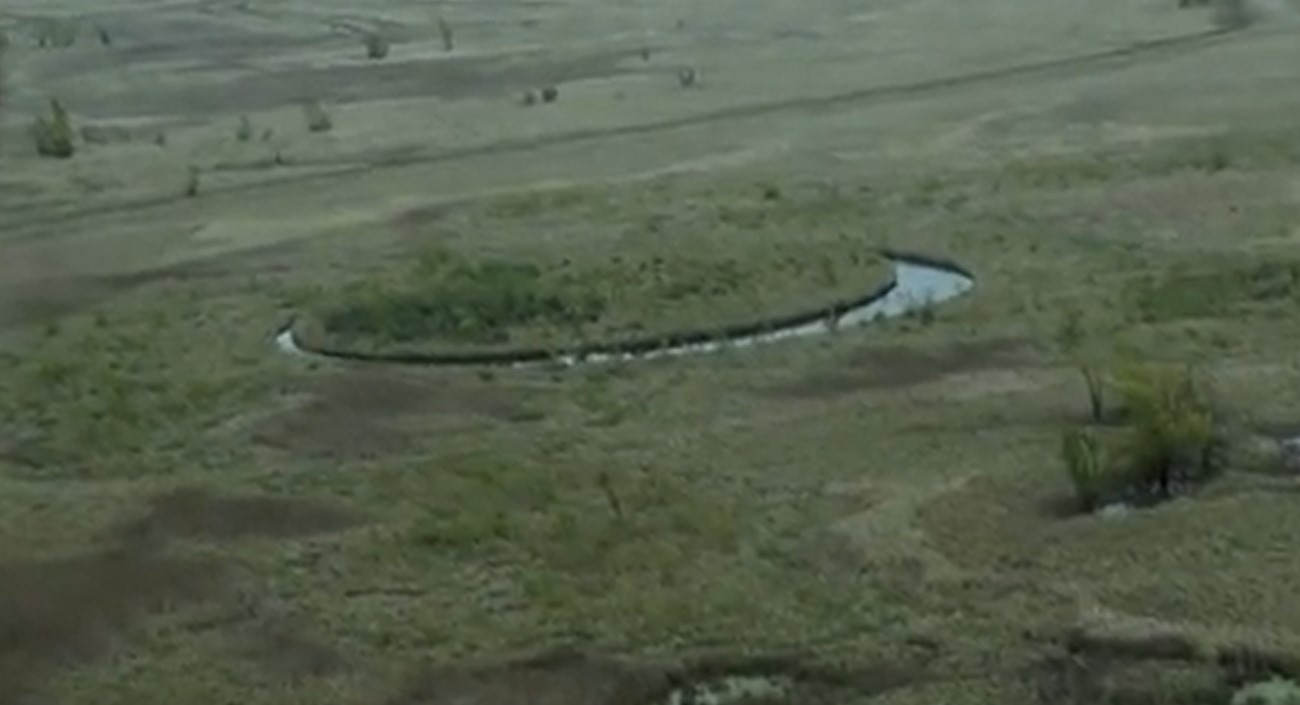 El Ojo, la mystérieuse île en forme d'œil d'Argentine El Ojo la mysterieuse ile en forme d oeil d Argentine 3 El-Ojo-la-mysterieuse-ile-en-forme-d-oeil-d-Argentine-3.