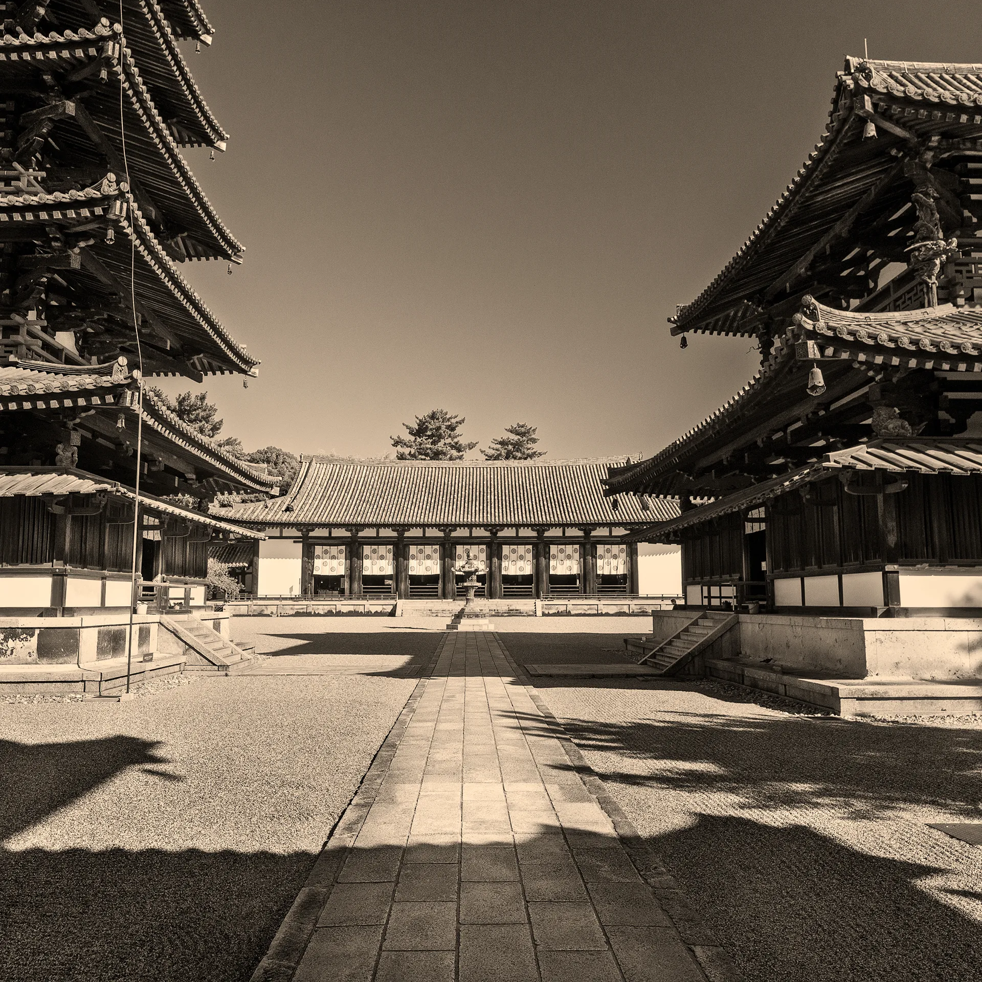 Le temple Horyuji et les plus vieux bâtiments en bois du monde Le temple Horyuji et les plus vieux batiments en bois du monde nara japon 11 Le-temple-Horyuji-et-les-plus-vieux-batiments-en-bois-du-monde-nara-japon-11