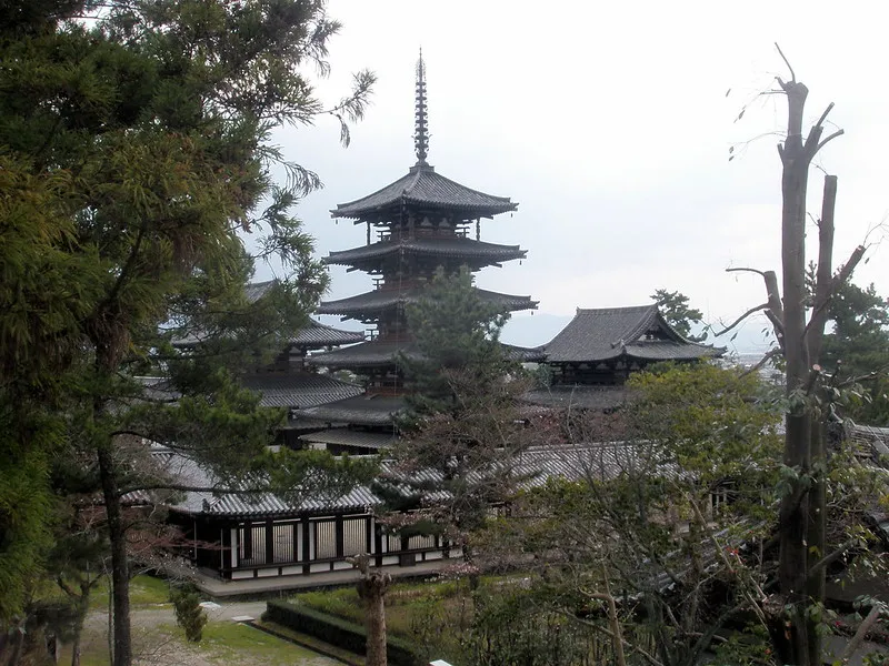 Le temple Horyuji et les plus vieux bâtiments en bois du monde Le temple Horyuji et les plus vieux batiments en bois du monde nara japon 16 Le-temple-Horyuji-et-les-plus-vieux-batiments-en-bois-du-monde-nara-japon-16