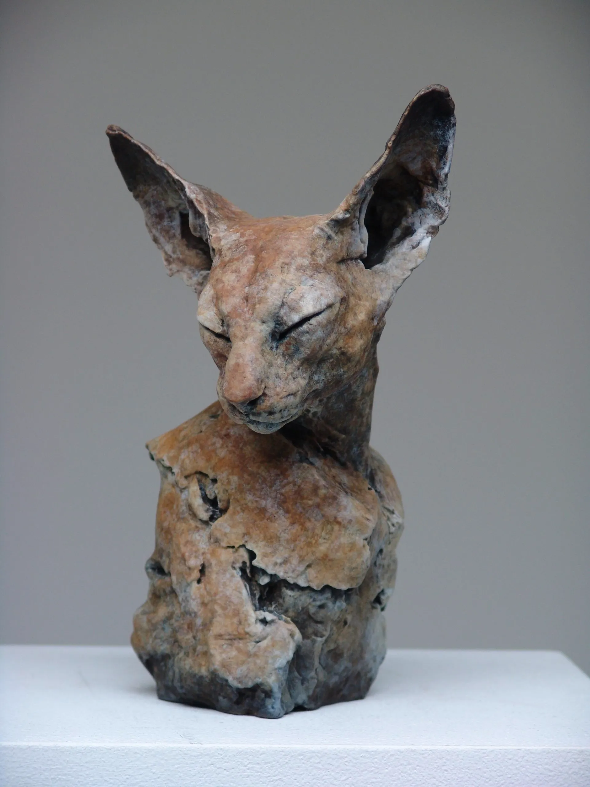 Les animaux de bronze pensifs et rêveurs de Nichola Theakston Les animaux de bronze pensifs et reveurs de Nichola Theakston 6 baster Les-animaux-de-bronze-pensifs-et-reveurs-de-Nichola-Theakston-6-baster.