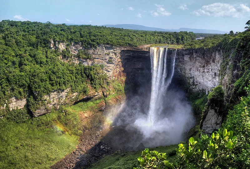 Les impressionnantes chutes de Kaieteur en Guyana Les impressionnantes chutes de Kaieteur en Guyana cascades potaro 6 Les-impressionnantes-chutes-de-Kaieteur-en-Guyana-cascades-potaro-6