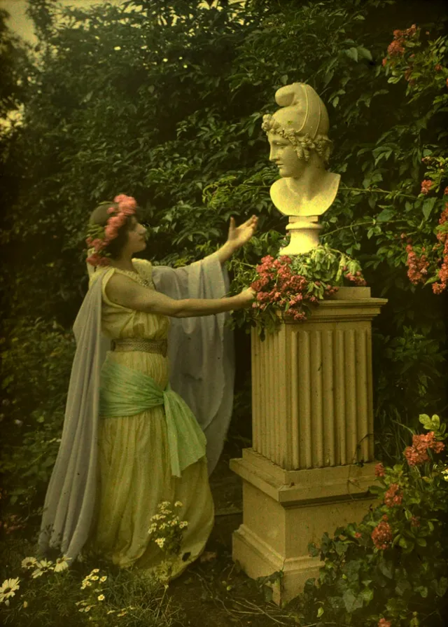 Les magnifiques portraits de femmes autochromes par Alfonse Van Besten Les magnifiques portraits de femmes autochromes par Alfonse Van Besten 17 Les-magnifiques-portraits-de-femmes-autochromes-par-Alfonse-Van-Besten-17