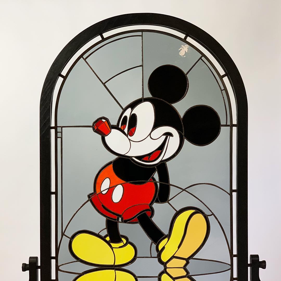 Les vitraux pop-culture de Arjan Boeve Les vitraux pop culture de Arjan Boeve 4 mickey mouse Les-vitraux-pop-culture-de-Arjan-Boeve-4-mickey-mouse
