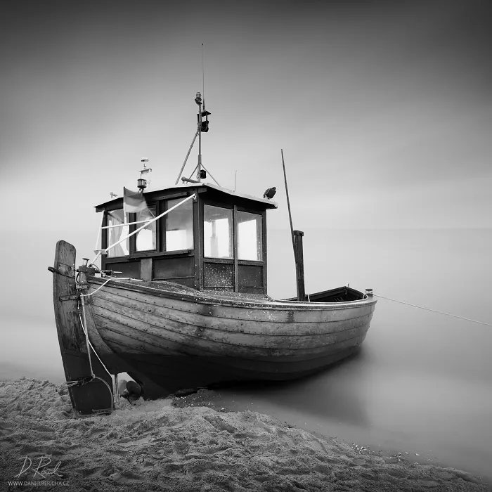 Une vision minimaliste et monochrome de la côte de la mer Baltique vision minimaliste et monochrome de la cote de la mer Baltique allemagne daniel rericha 9 vision-minimaliste-et-monochrome-de-la-cote-de-la-mer-Baltique-allemagne-daniel-rericha-9