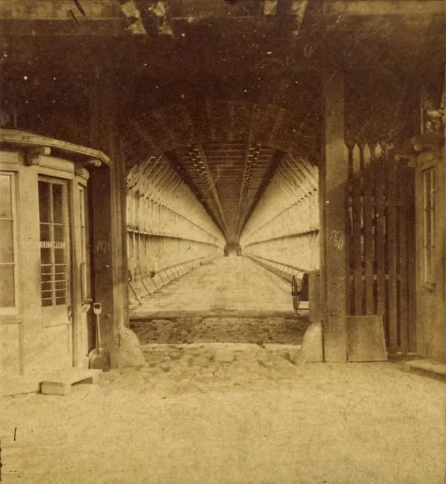 15 photos rares des chutes du Niagara et de New York dans les années 1870 15 photos rares des chutes du niagara et de new york dans les annees 1870 1 pont suspendu chutes du niagara 5-photos-rares-des-chutes-du-niagara-et-de-new-york-dans-les-annees-1870-1-pont-suspendu-chutes-du-niagara
