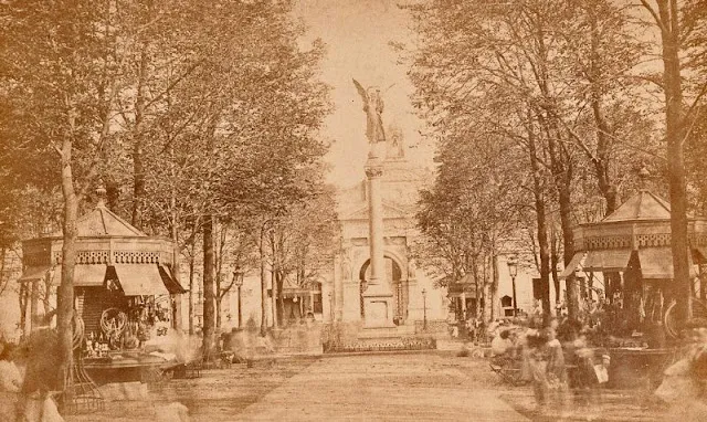 35 photos de Paris au 19ème siècle 35 photos de Paris au 19eme siecle 1 square emile Chautemps 1855 35-photos-de-Paris-au-19eme-siecle-1-square-emile-Chautemps-1855