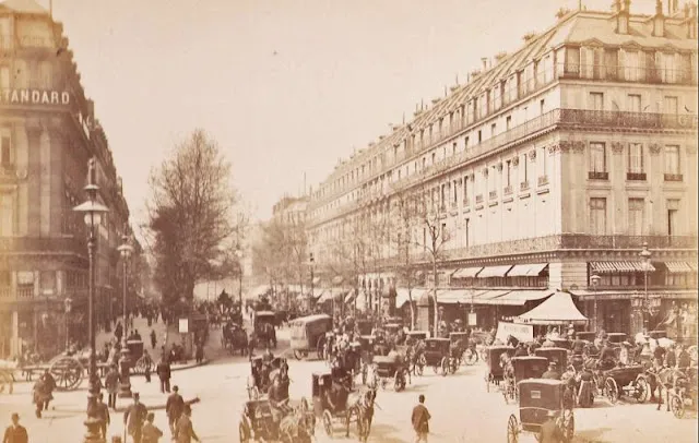 35 photos de Paris au 19ème siècle 35 photos de Paris au 19eme siecle 27 boulevard des capucines 1890 35-photos-de-Paris-au-19eme-siecle-27-boulevard-des-capucines-1890