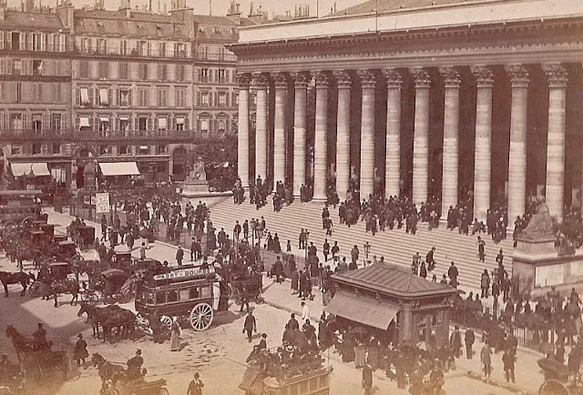 35 photos de Paris au 19ème siècle 35 photos de Paris au 19eme siecle 35 place de la bourse 1895 5-photos-de-Paris-au-19eme-siecle-35-place-de-la-bourse-1895