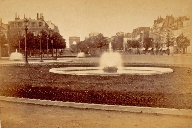 35 photos de Paris au 19ème siècle 35 photos de Paris au 19eme siecle 9 rond point champs elysees 1865 35-photos-de-Paris-au-19eme-siecle-9-rond-point-champs-elysees-1865