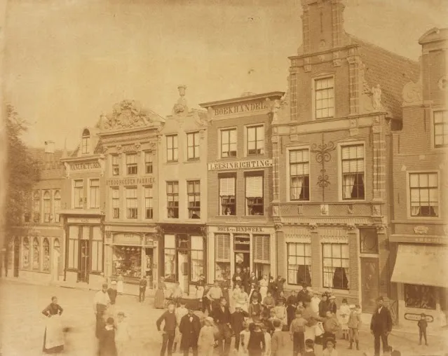 50 photos des rues de Alkmaar en Hollande à la fin du 19ème siècle 50 photos des rues de Alkmaar en Hollande a la fin du 19eme siecle 7 50-photos-des-rues-de-Alkmaar-en-Hollande-a-la-fin-du-19eme-siecle-7