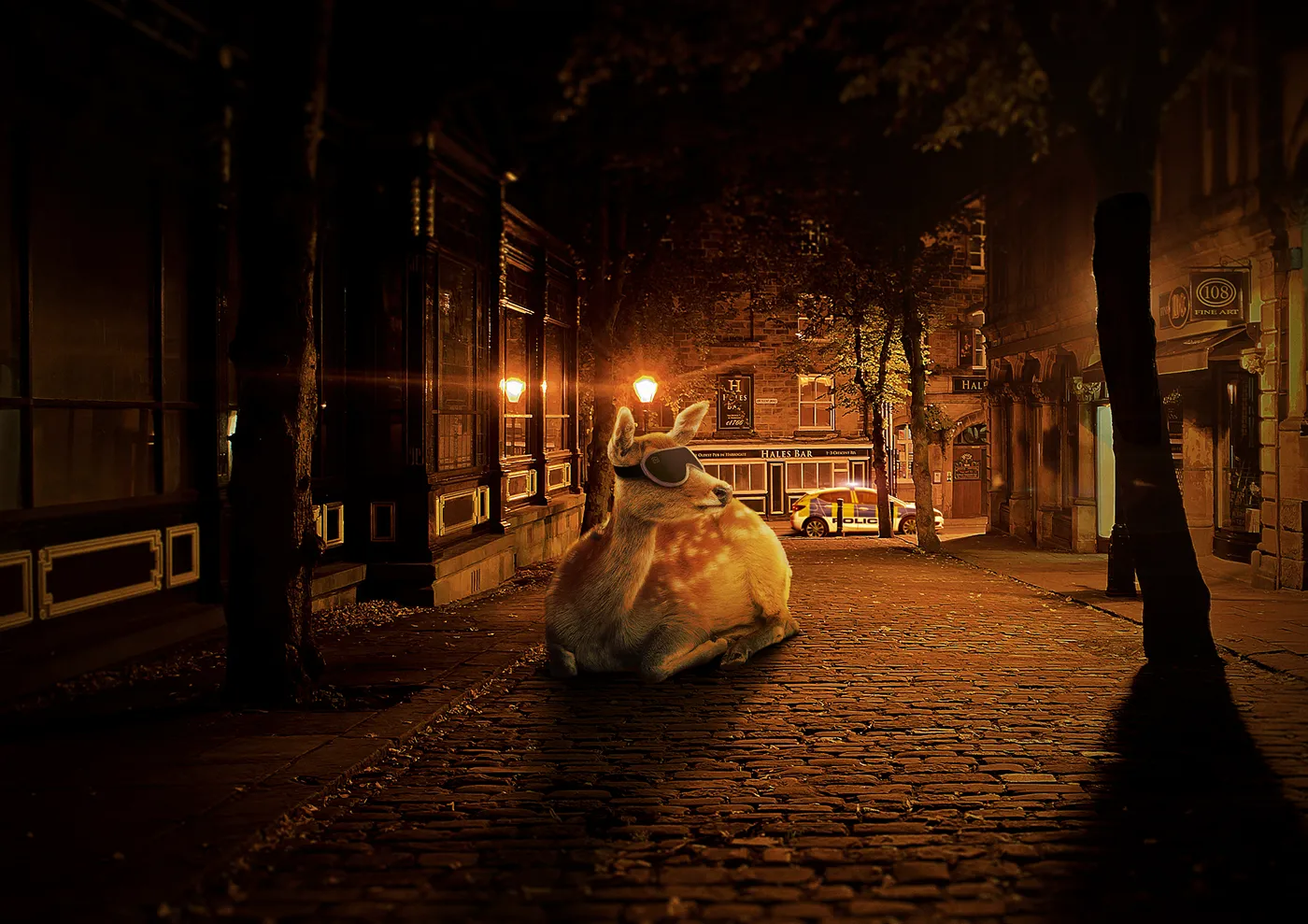 Ambiance surréaliste dans les créations de Carlos Jiménez Varela Ambiance surrealiste dans les creations de Carlos Jimenez Varela nocturnal animals 13 biche Ambiance-surrealiste-dans-les-creations-de-Carlos-Jimenez-Varela-nocturnal-animals-13-biche