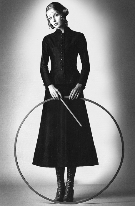 De nouvelles images anciennes en GIF surréalistes par Matthieu Bourel De nouvelles images anciennes en GIF surrealistes par Matthieu Bourel 23 De-nouvelles-images-anciennes-en-GIF-surrealistes-par-Matthieu-Bourel-23